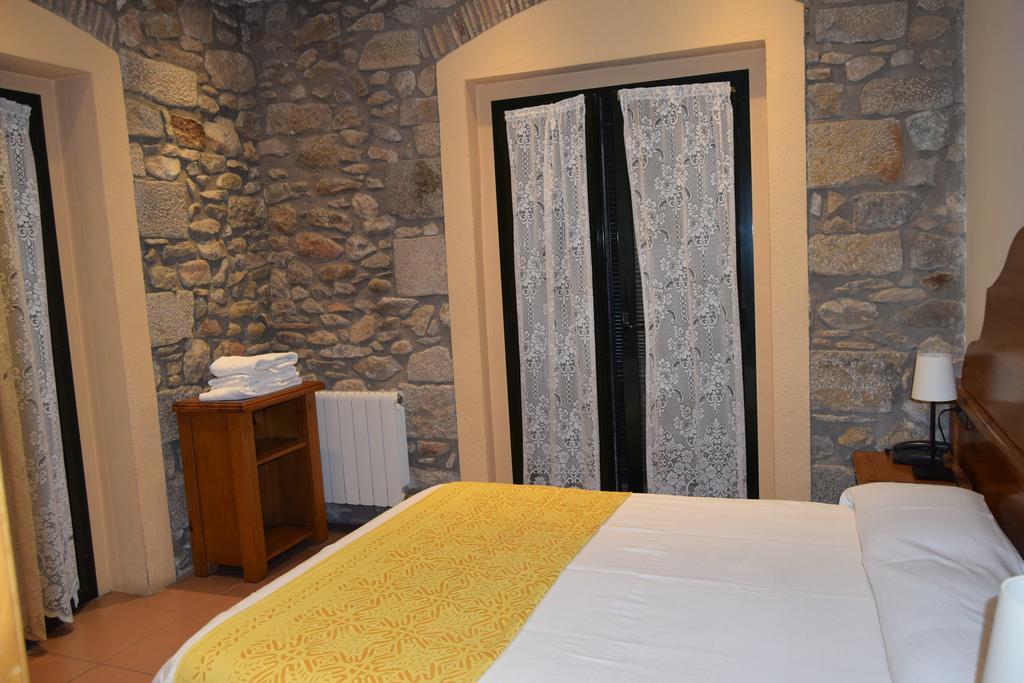 Apartments Historic Χιρόνα Εξωτερικό φωτογραφία