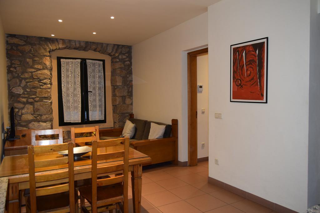 Apartments Historic Χιρόνα Εξωτερικό φωτογραφία