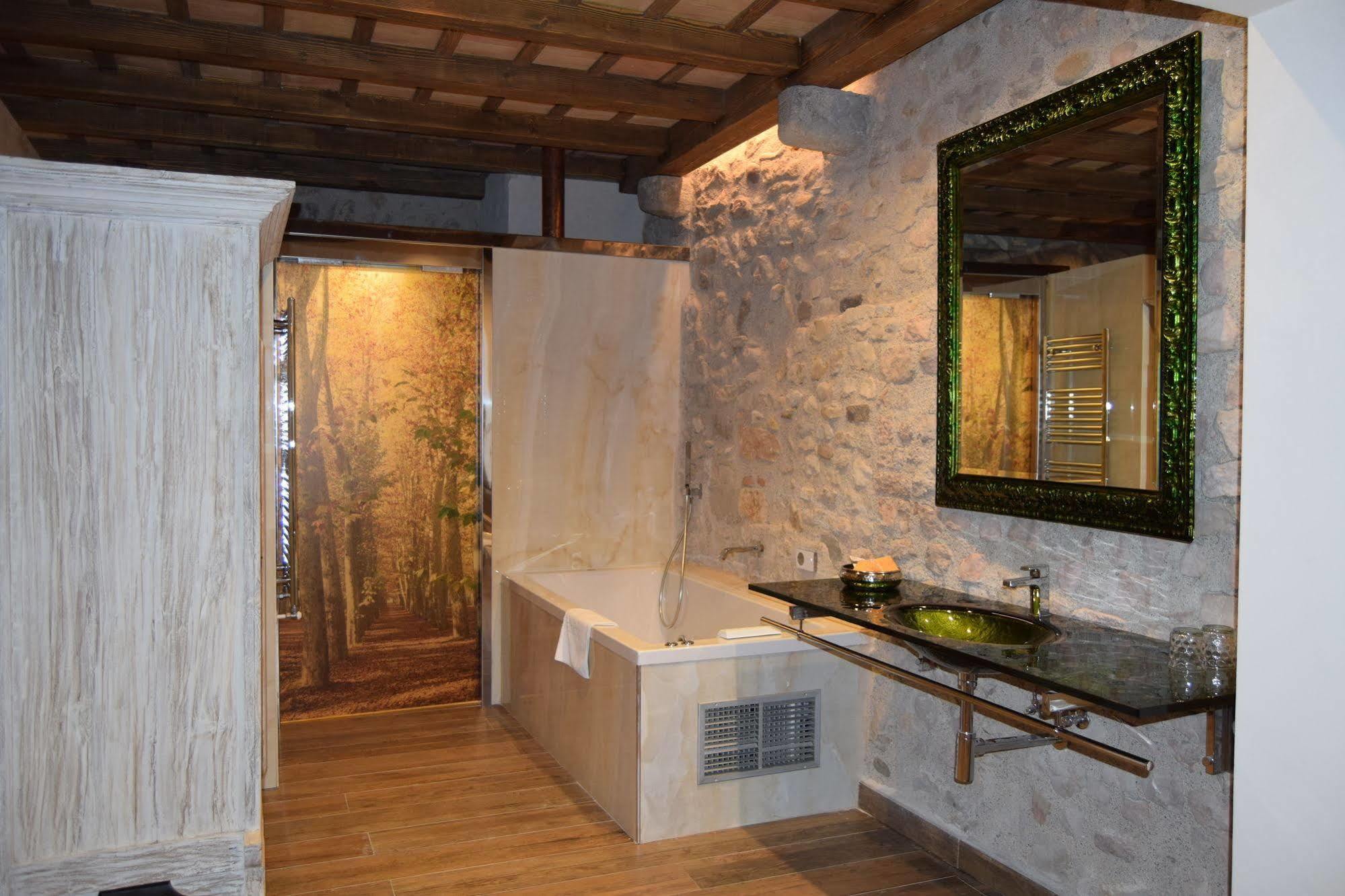 Apartments Historic Χιρόνα Εξωτερικό φωτογραφία